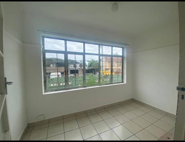 1 BEDROOM PROPERTY TO RENT IN GLENWOOD
